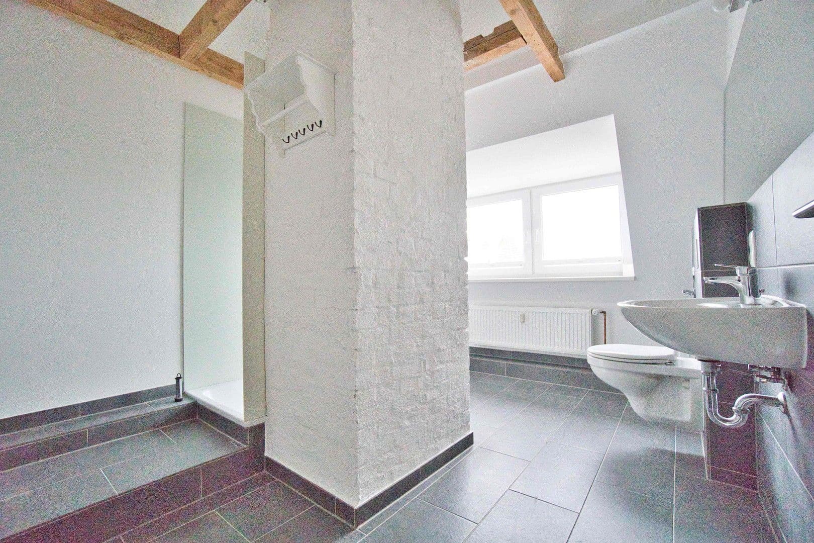 Prodej bytu 3+1 82 m², Eckernförder Str. 56, Kiel, Šlesvicko-Holštýnsko Prodej bytu 3+1 82 m², Eckernförder Str. 56, Kiel, Šlesvicko-Holštýnsko