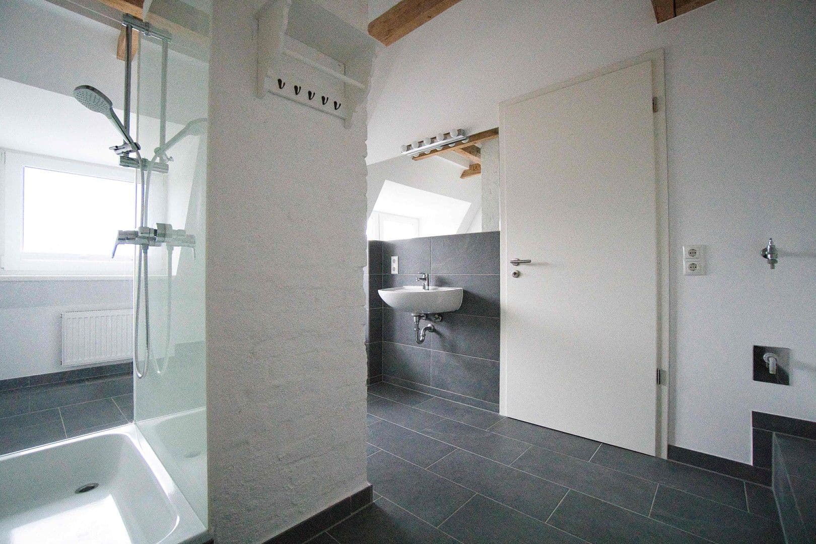 Prodej bytu 3+1 82 m², Eckernförder Str. 56, Kiel, Šlesvicko-Holštýnsko Prodej bytu 3+1 82 m², Eckernförder Str. 56, Kiel, Šlesvicko-Holštýnsko