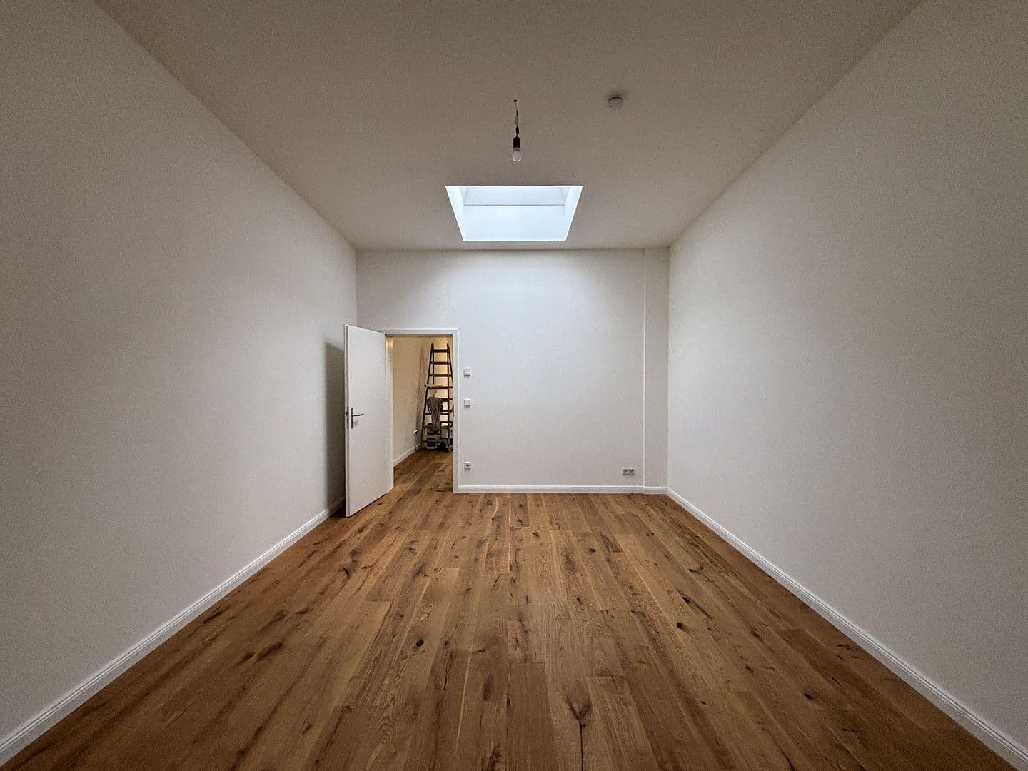 Pronájem bytu 2+1 87 m², Berlin, Berlín Pronájem bytu 2+1 87 m², Berlin, Berlín