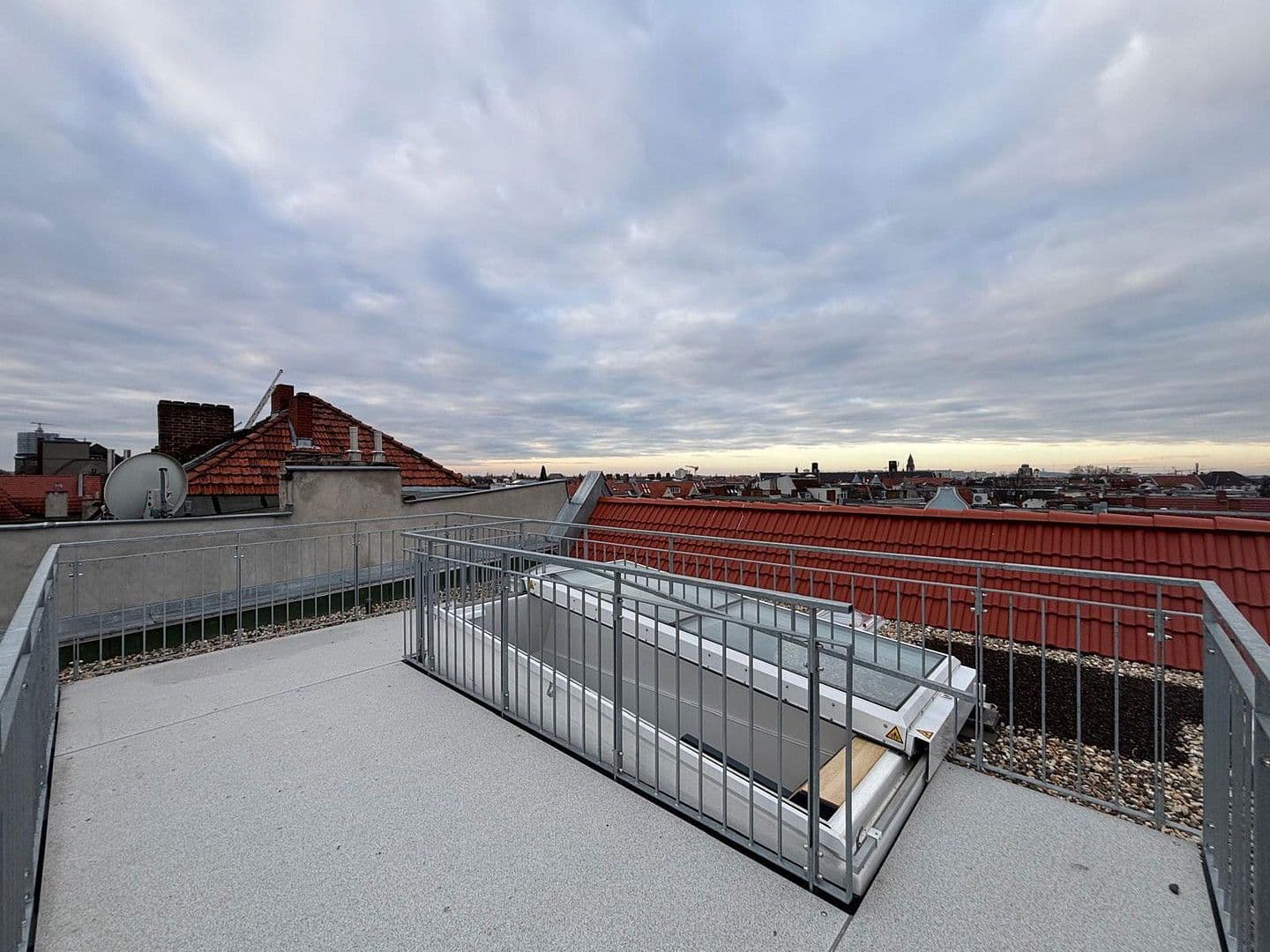 Pronájem bytu 2+1 87 m², Berlin, Berlín Pronájem bytu 2+1 87 m², Berlin, Berlín