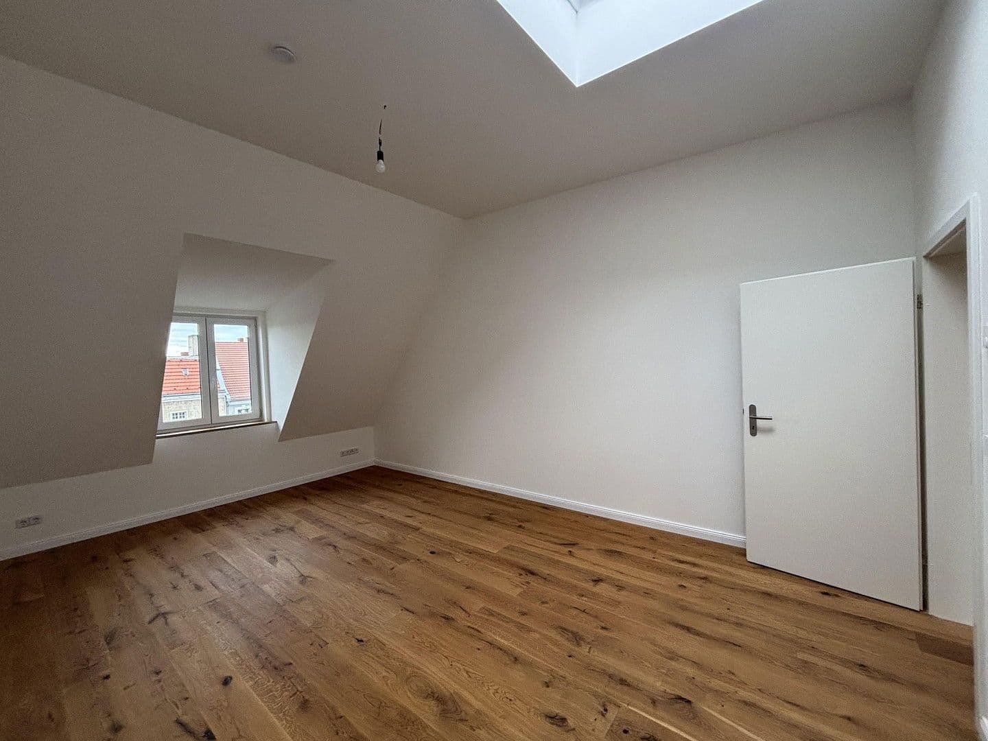 Pronájem bytu 2+1 87 m², Berlin, Berlín Pronájem bytu 2+1 87 m², Berlin, Berlín