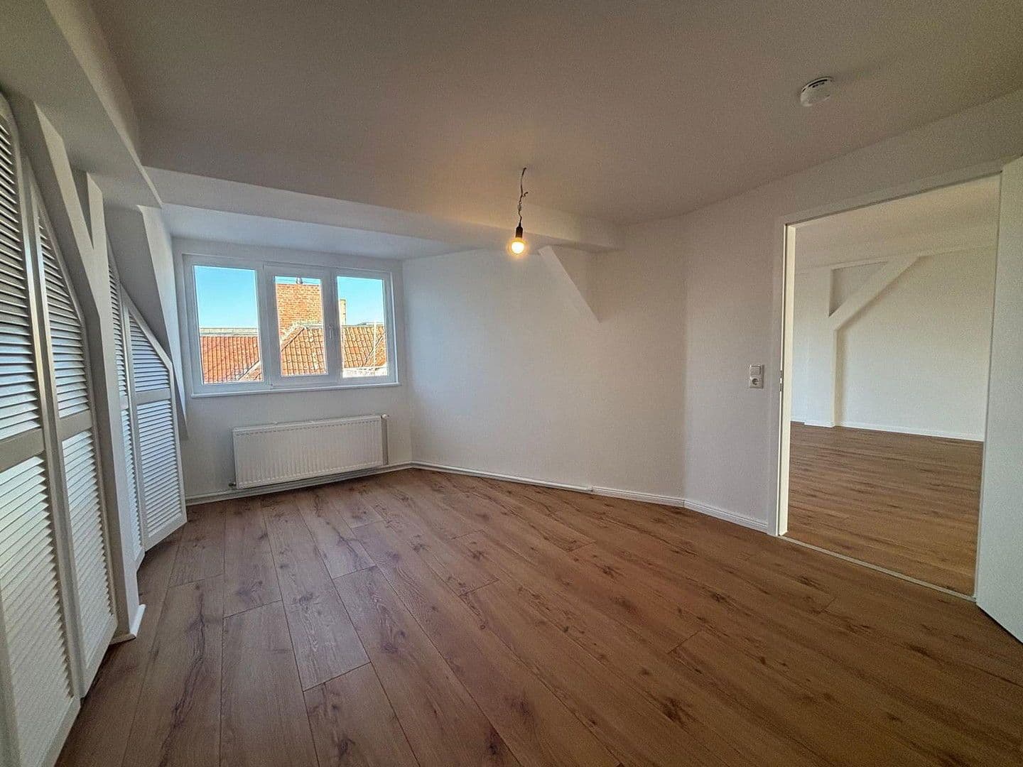 Pronájem bytu 3+1 152 m², Berlin, Berlín Pronájem bytu 3+1 152 m², Berlin, Berlín