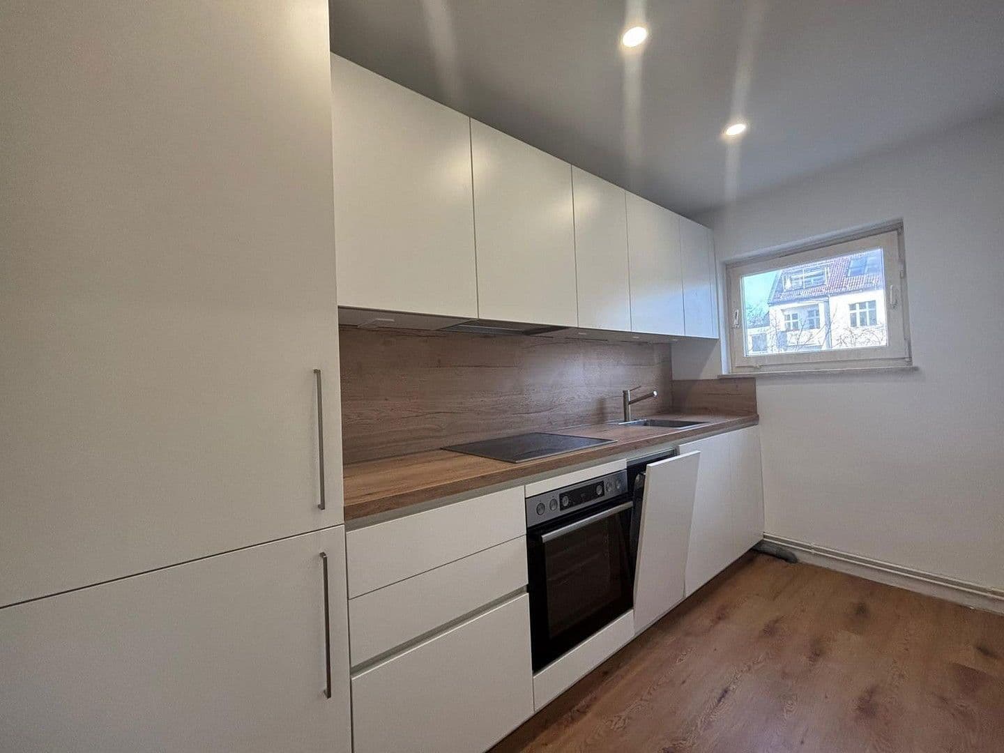 Pronájem bytu 1+1 45 m², Berlin, Berlín Pronájem bytu 1+1 45 m², Berlin, Berlín