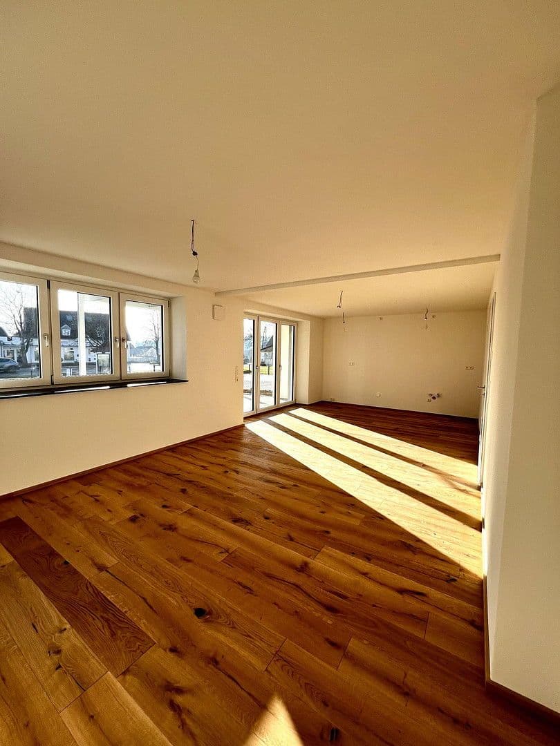 Pronájem bytu 2+1 66 m², Waldburg, Bádensko-Württembersko Pronájem bytu 2+1 66 m², Waldburg, Bádensko-Württembersko