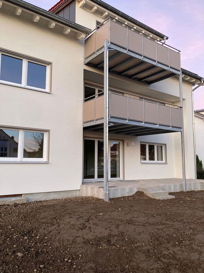 Pronájem bytu 2+1 66 m², Waldburg, Bádensko-Württembersko Pronájem bytu 2+1 66 m², Waldburg, Bádensko-Württembersko
