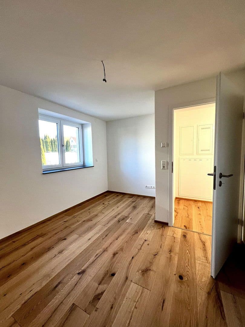 Pronájem bytu 2+1 66 m², Waldburg, Bádensko-Württembersko Pronájem bytu 2+1 66 m², Waldburg, Bádensko-Württembersko