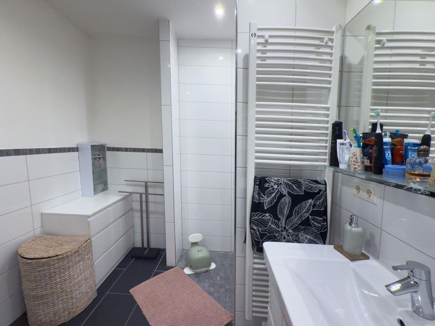 Prodej domu 141 m², pozemek 196 m², Bad Kreuznach, Porýní-Falc Prodej domu 141 m², pozemek 196 m², Bad Kreuznach, Porýní-Falc