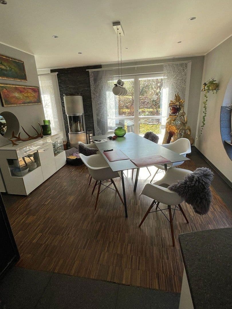 Pronájem domu 145 m², pozemek 800 m², Fischach, Bavorsko Pronájem domu 145 m², pozemek 800 m², Fischach, Bavorsko