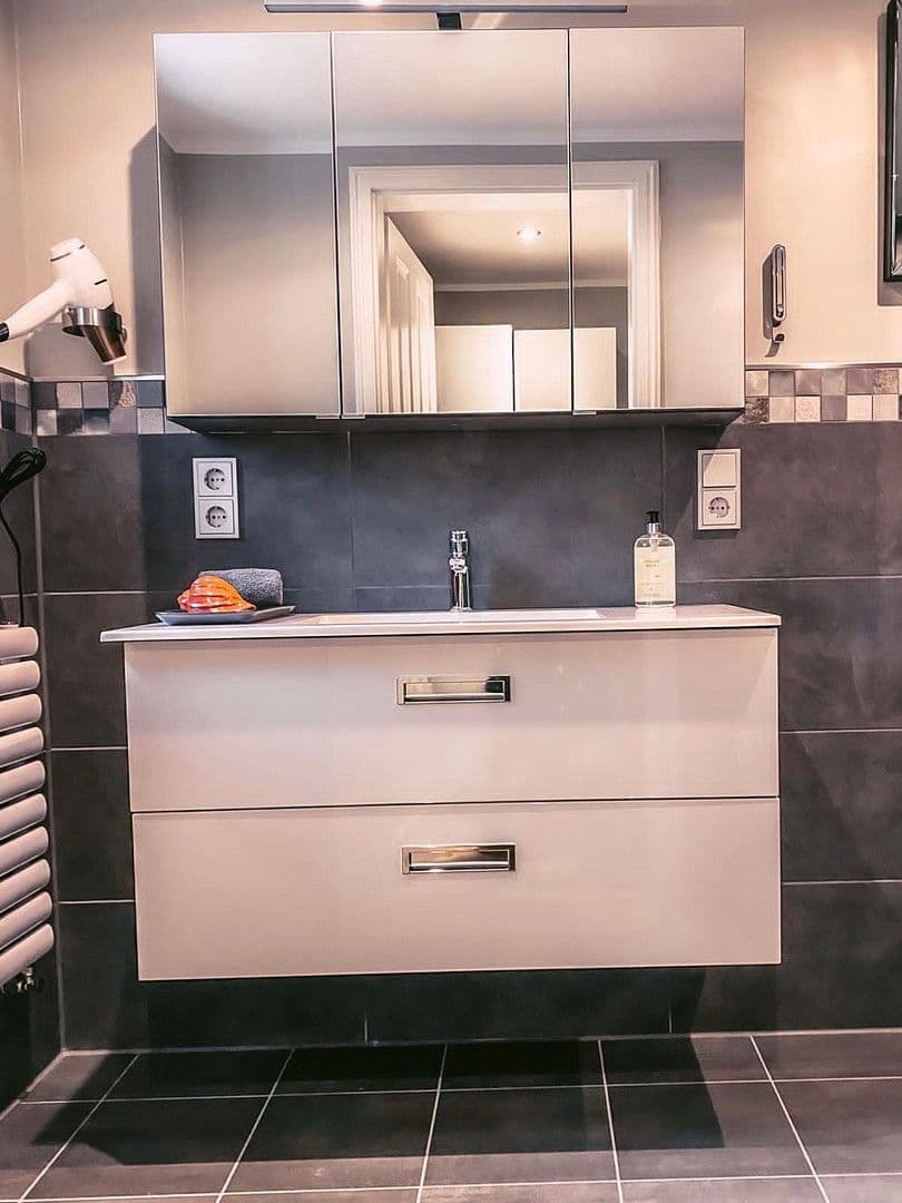 Prodej domu 200 m², pozemek 278 m², Brauereistraße 2, Krummhörn, Dolní Sasko Prodej domu 200 m², pozemek 278 m², Brauereistraße 2, Krummhörn, Dolní Sasko