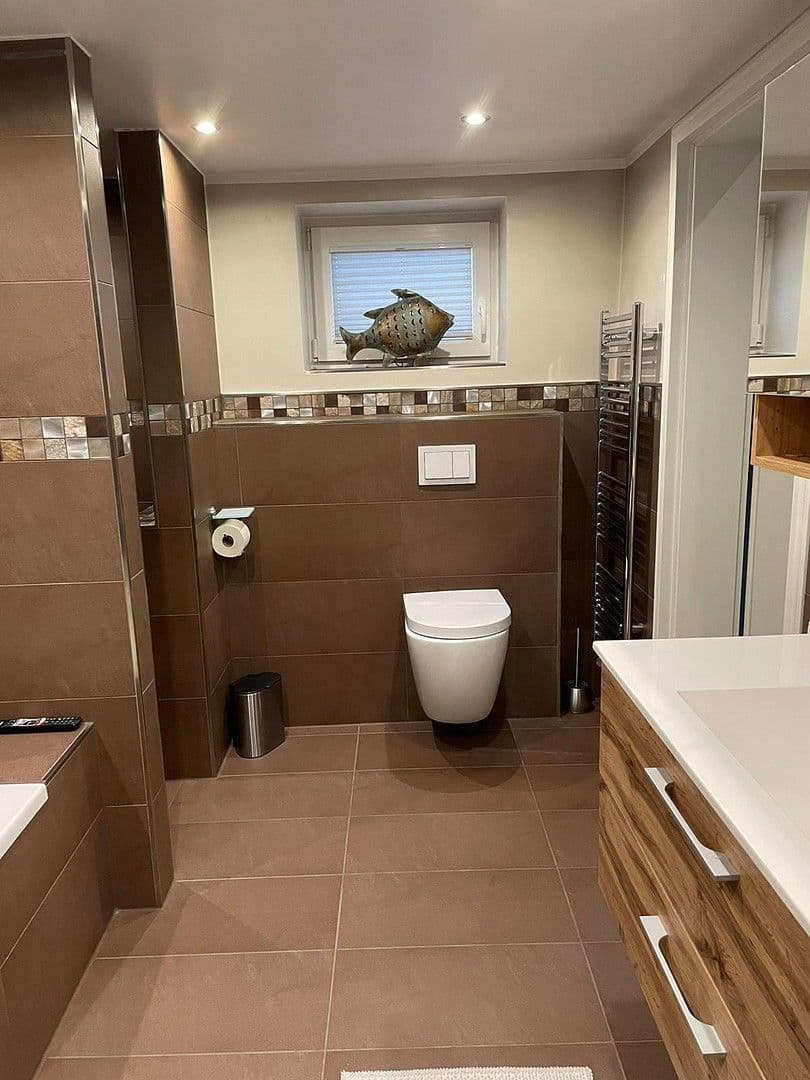 Prodej domu 200 m², pozemek 278 m², Brauereistraße 2, Krummhörn, Dolní Sasko Prodej domu 200 m², pozemek 278 m², Brauereistraße 2, Krummhörn, Dolní Sasko