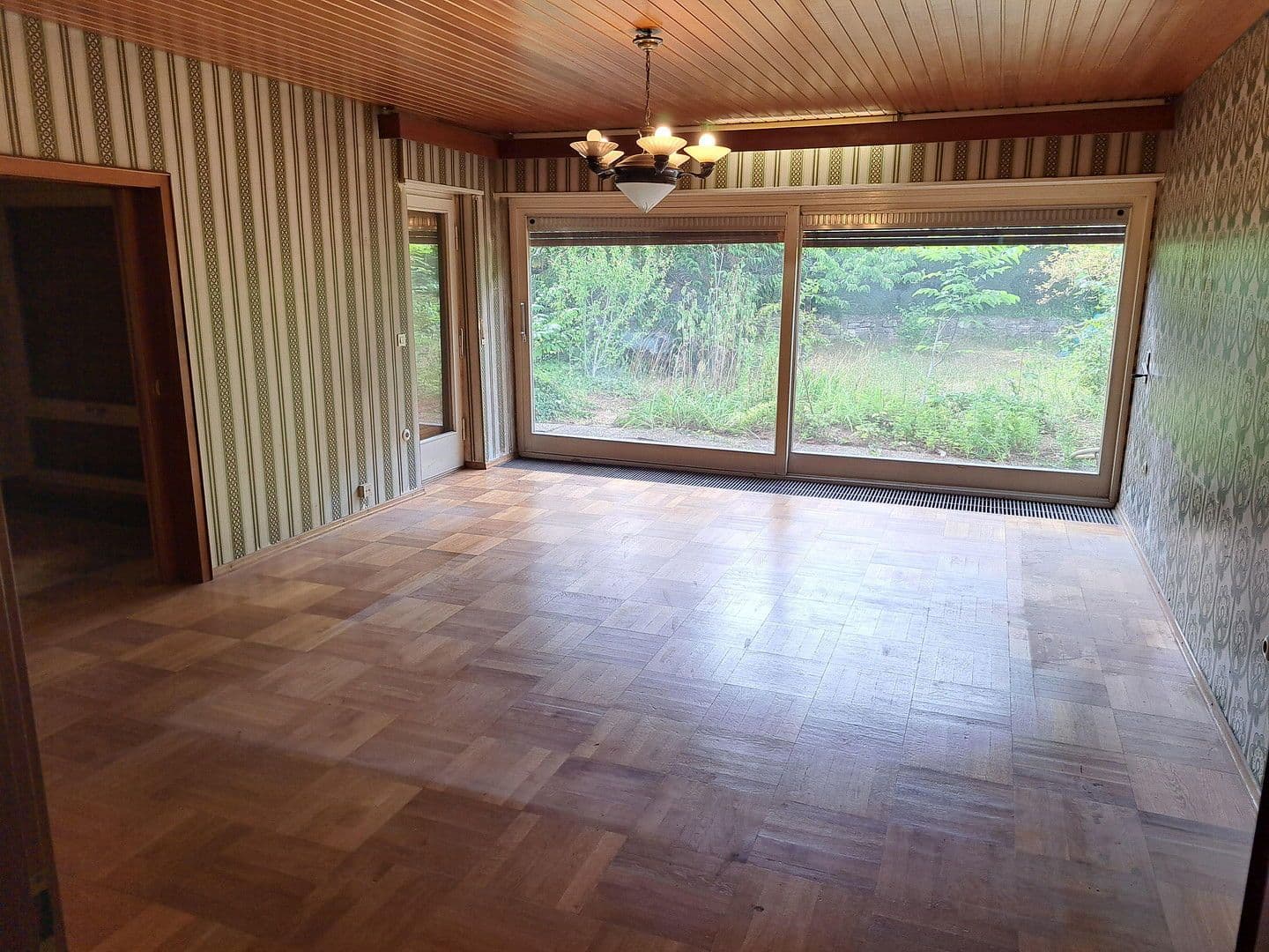 Prodej domu 180 m², pozemek 541 m², Mannheim, Bádensko-Württembersko Prodej domu 180 m², pozemek 541 m², Mannheim, Bádensko-Württembersko