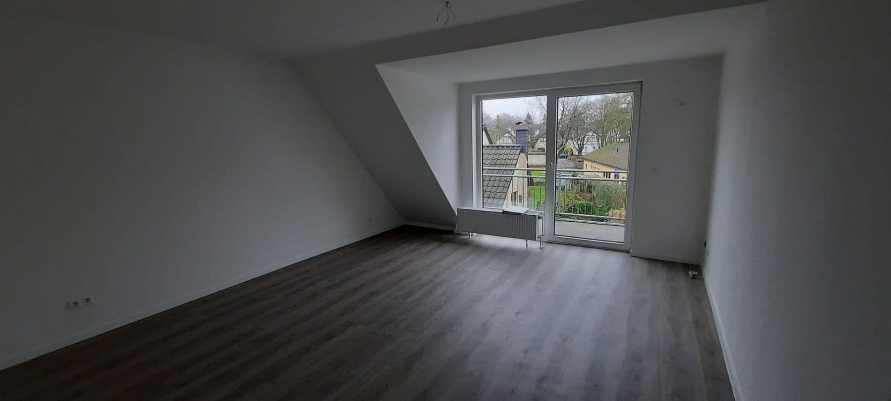 Pronájem bytu 3+1 72 m², Bremen, Bremen Pronájem bytu 3+1 72 m², Bremen, Bremen
