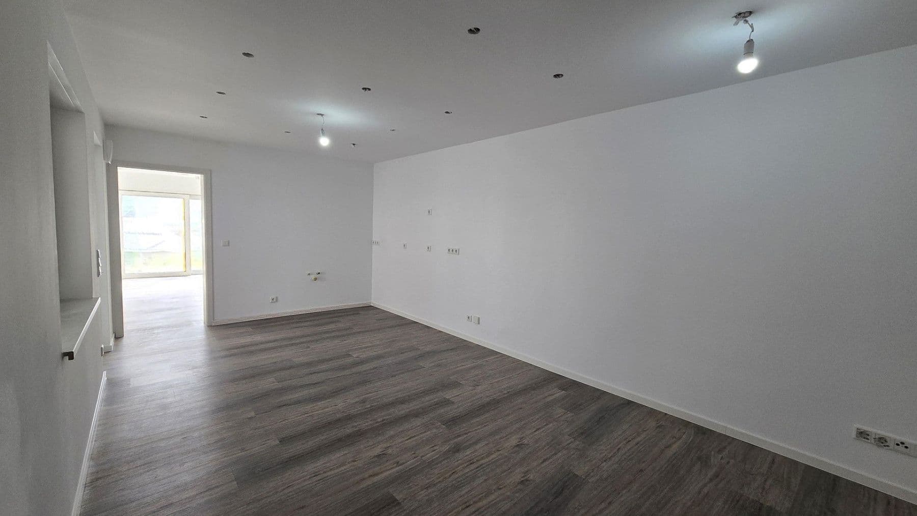 Pronájem bytu 3+kk 80 m², Römerberg, Porýní-Falc Pronájem bytu 3+kk 80 m², Römerberg, Porýní-Falc