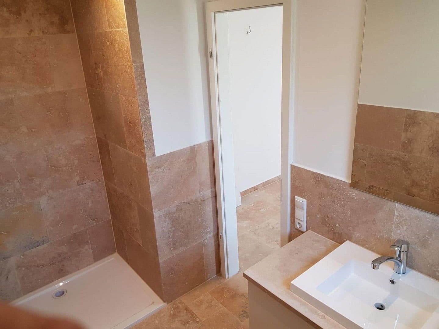 Pronájem domu 155 m², pozemek 300 m², Am Kollergang 4, Nittendorf, Bavorsko Pronájem domu 155 m², pozemek 300 m², Am Kollergang 4, Nittendorf, Bavorsko