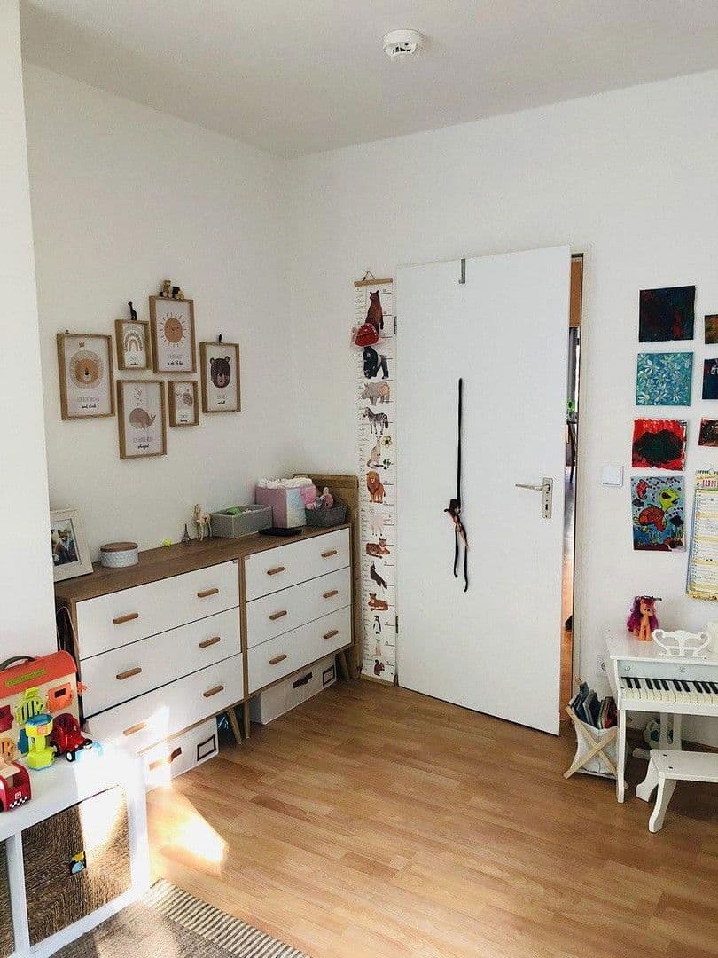 Pronájem bytu 3+1 90 m², Berlin, Berlín Pronájem bytu 3+1 90 m², Berlin, Berlín