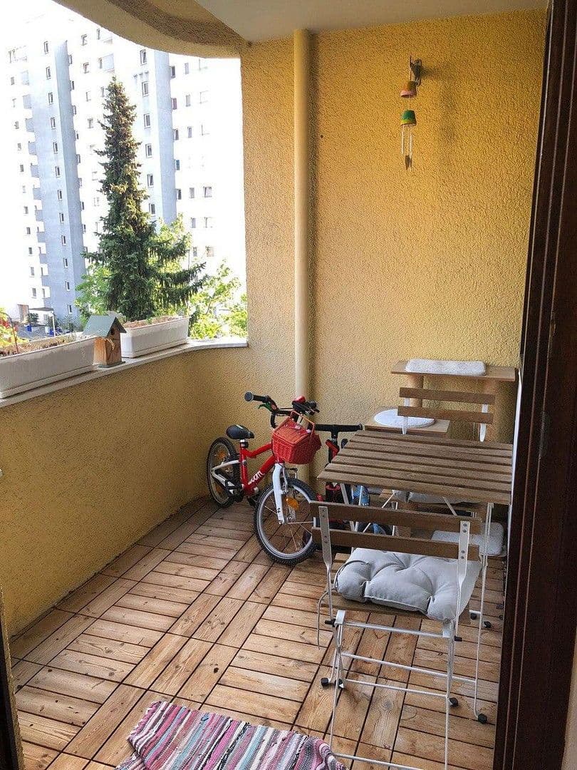 Pronájem bytu 3+1 90 m², Berlin, Berlín Pronájem bytu 3+1 90 m², Berlin, Berlín