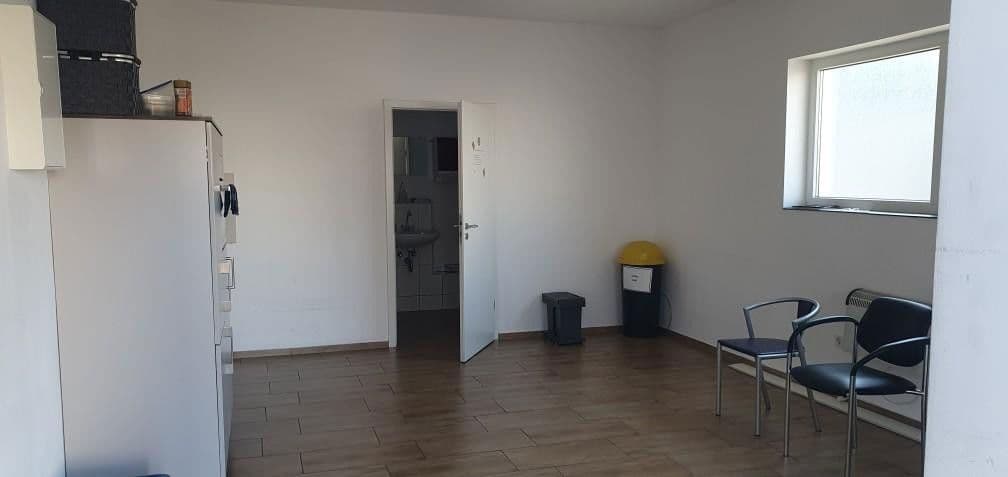 Pronájem nebytového prostoru 400 m², Dieselstr. 13, Arnsberg, Severní Porýní-Vestfálsko Pronájem nebytového prostoru 400 m², Dieselstr. 13, Arnsberg, Severní Porýní-Vestfálsko