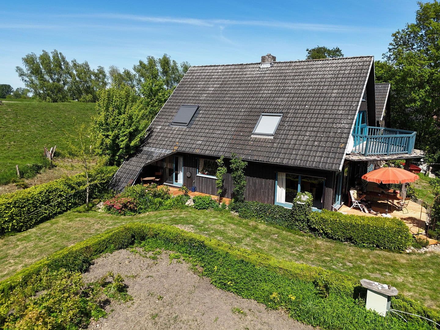 Prodej domu 188 m², pozemek 6.000 m², Bahrenfleth, Šlesvicko-Holštýnsko Prodej domu 188 m², pozemek 6.000 m², Bahrenfleth, Šlesvicko-Holštýnsko