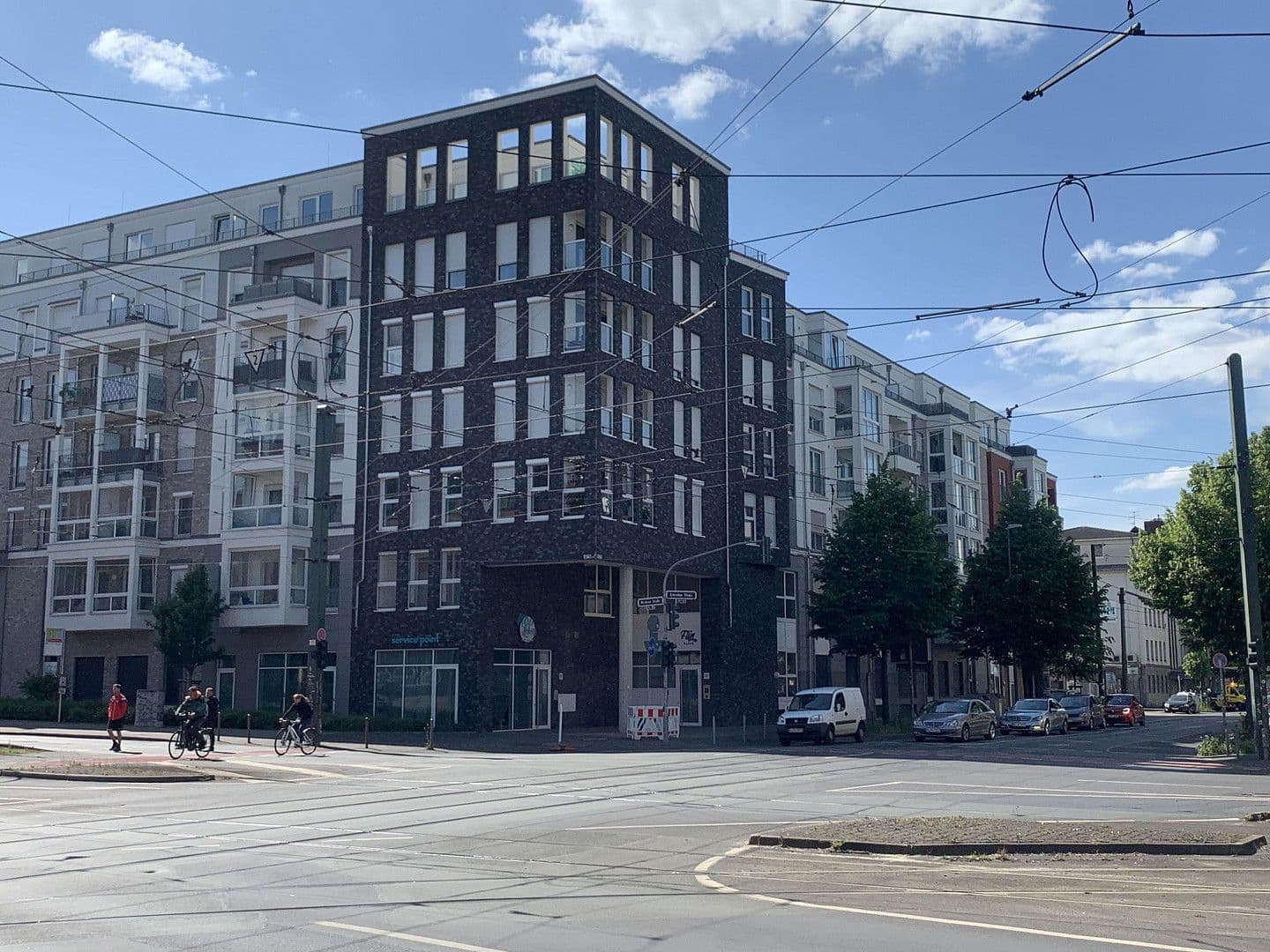 Prodej bytu 2+1 43 m², Erkrather Straße 147, Düsseldorf, Severní Porýní-Vestfálsko Prodej bytu 2+1 43 m², Erkrather Straße 147, Düsseldorf, Severní Porýní-Vestfálsko