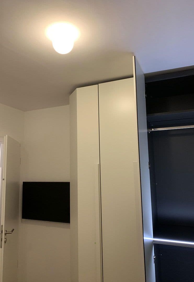 Prodej bytu 2+1 43 m², Erkrather Straße 147, Düsseldorf, Severní Porýní-Vestfálsko Prodej bytu 2+1 43 m², Erkrather Straße 147, Düsseldorf, Severní Porýní-Vestfálsko