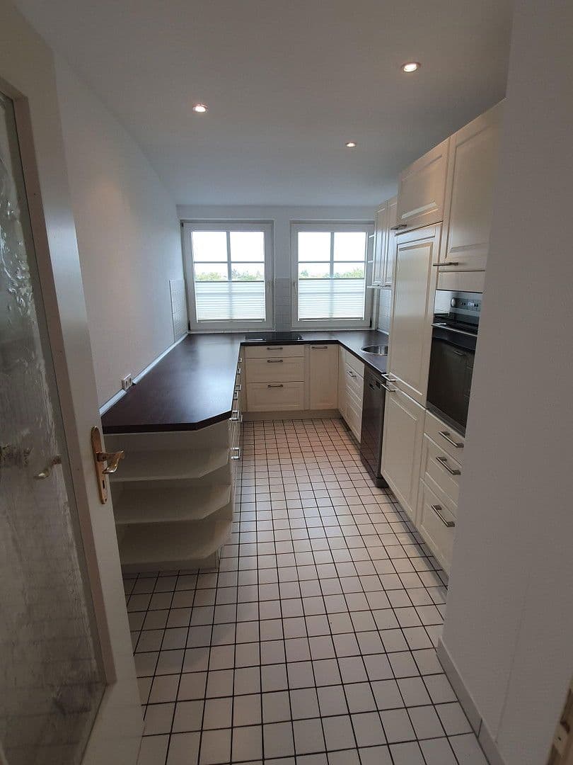 Prodej bytu 3+kk 106 m², Berlin, Berlín Prodej bytu 3+kk 106 m², Berlin, Berlín