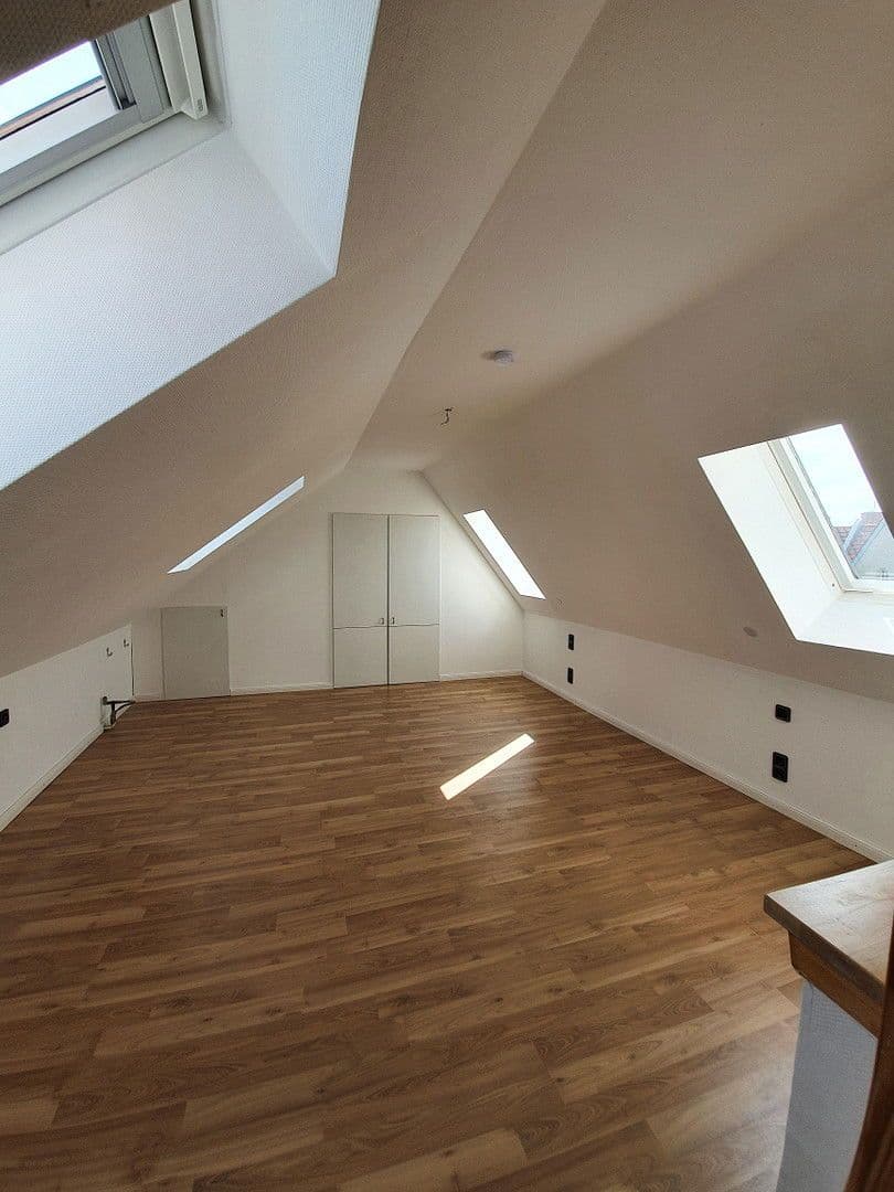 Prodej bytu 3+kk 106 m², Berlin, Berlín Prodej bytu 3+kk 106 m², Berlin, Berlín