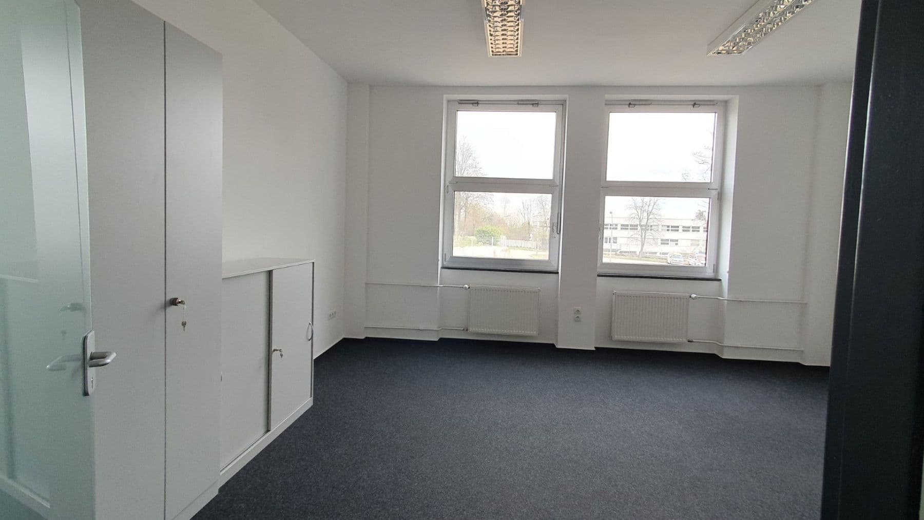 Pronájem kanceláře 2.000 m², Nagold, Bádensko-Württembersko Pronájem kanceláře 2.000 m², Nagold, Bádensko-Württembersko