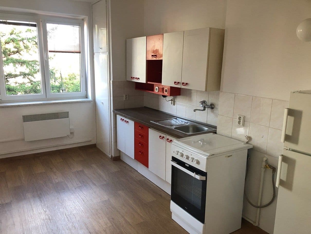 Pronájem bytu 3+1 73 m², Jugoslávská, Brno, Jihomoravský kraj Pronájem bytu 3+1 73 m², Jugoslávská, Brno, Jihomoravský kraj