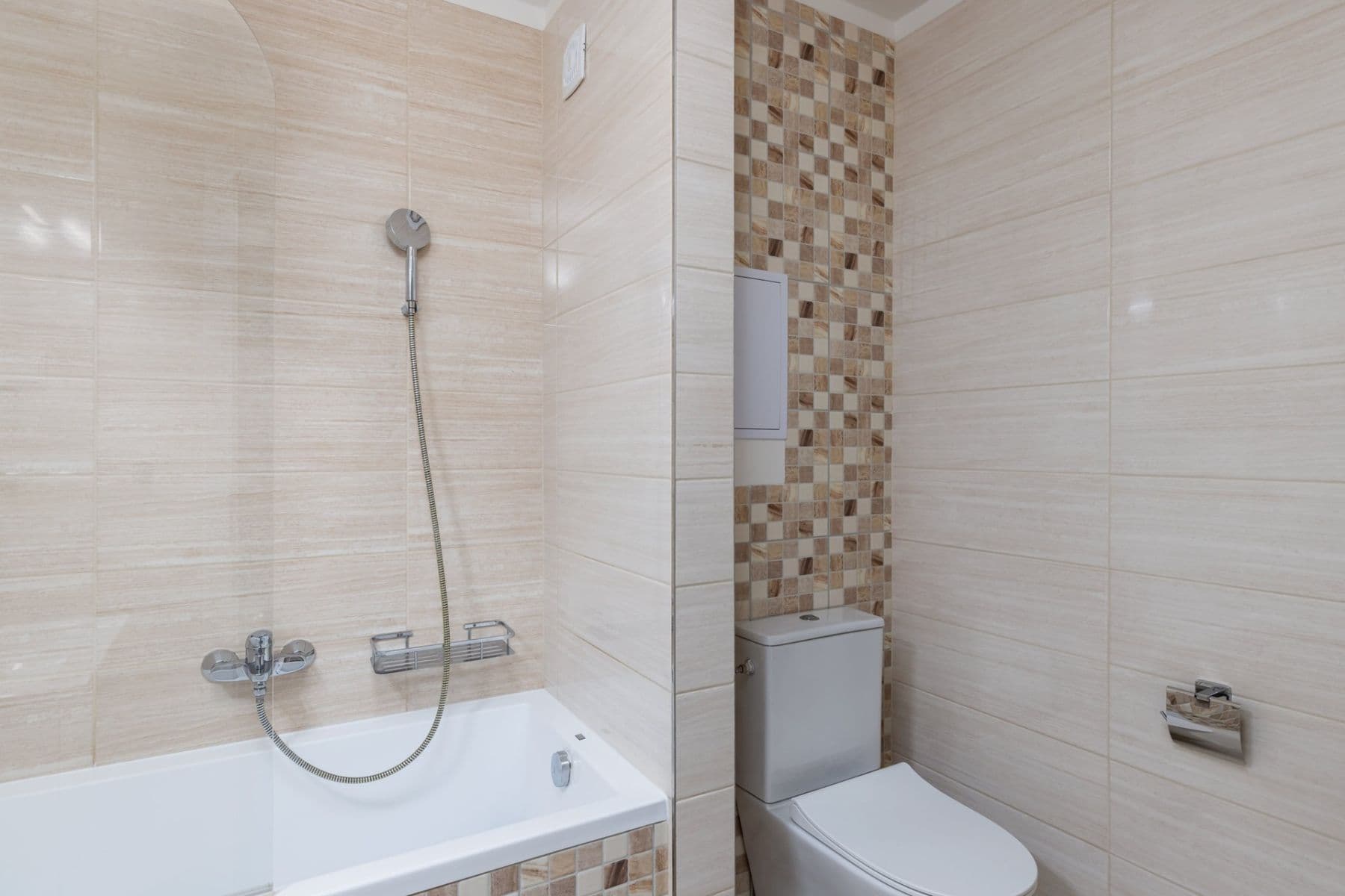 Pronájem bytu 2+kk 40 m², Golfová, Praha, Praha Pronájem bytu 2+kk 40 m², Golfová, Praha, Praha