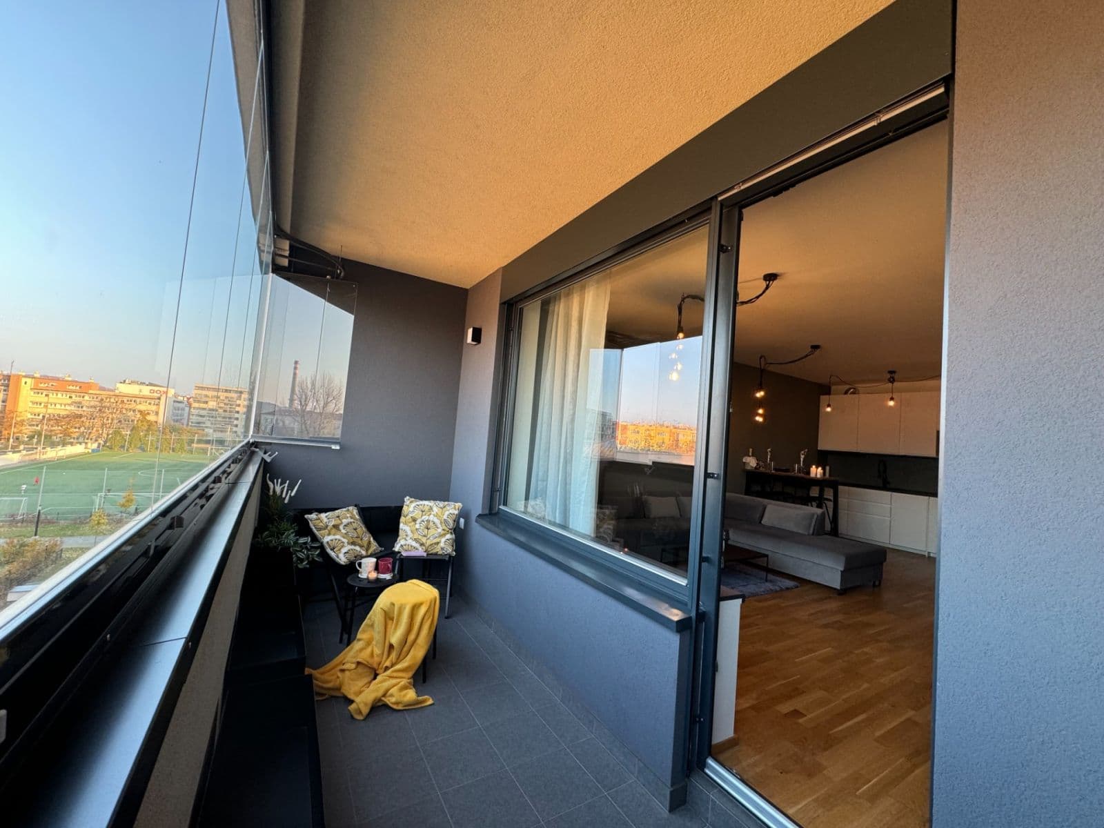 Pronájem bytu 1+kk 56 m², Argentinská, Praha, Praha Pronájem bytu 1+kk 56 m², Argentinská, Praha, Praha