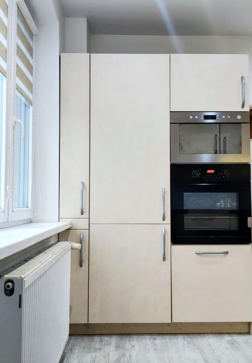 Prodej bytu 2+1 53 m², Evropská, Praha, Praha Prodej bytu 2+1 53 m², Evropská, Praha, Praha