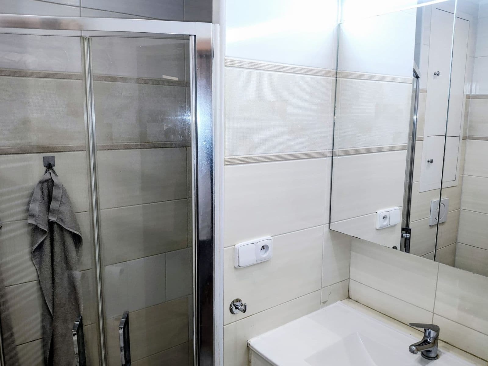 Prodej bytu 2+1 53 m², Evropská, Praha, Praha Prodej bytu 2+1 53 m², Evropská, Praha, Praha