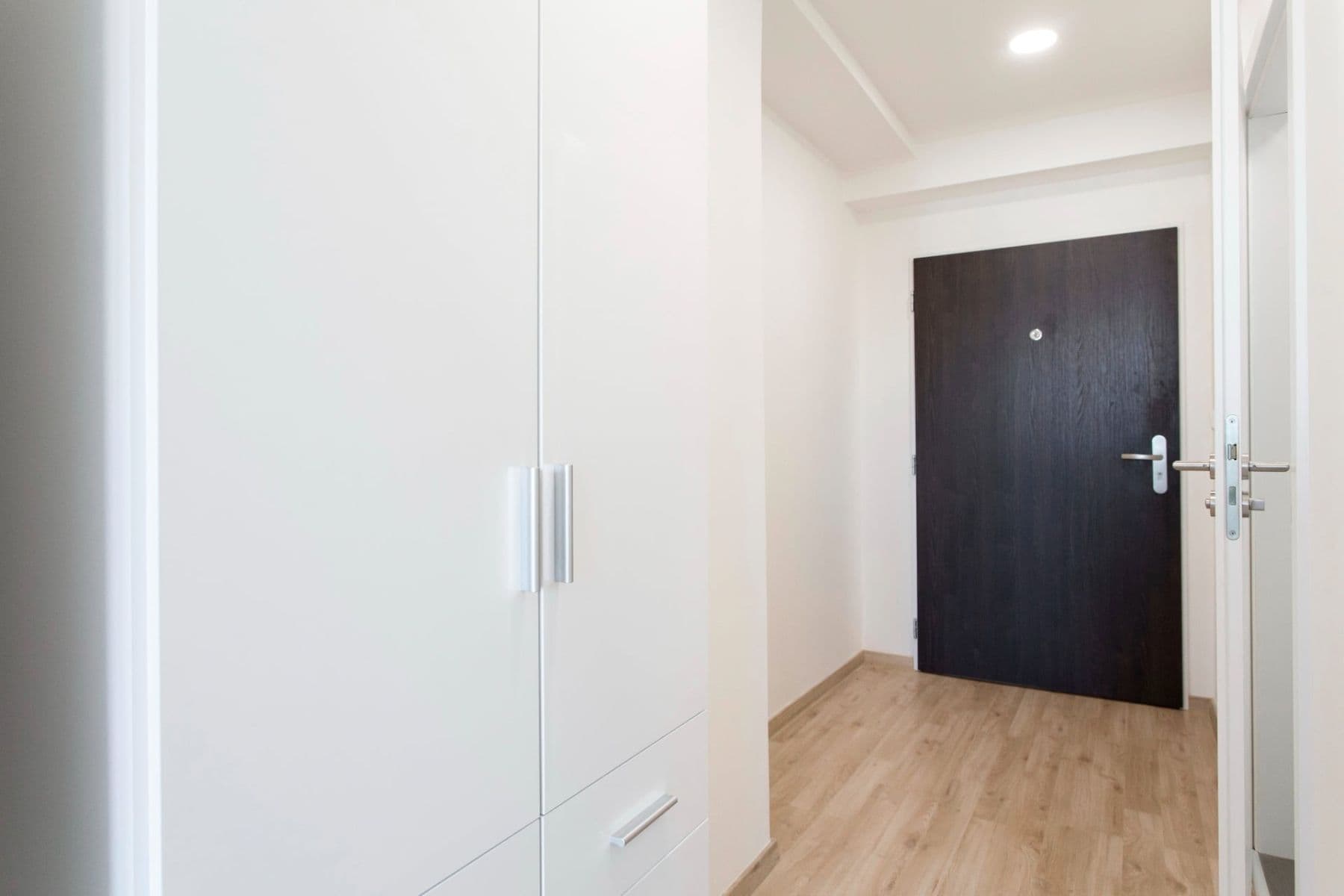 Pronájem bytu 1+kk 26 m², Peroutkova, Praha, Praha Pronájem bytu 1+kk 26 m², Peroutkova, Praha, Praha