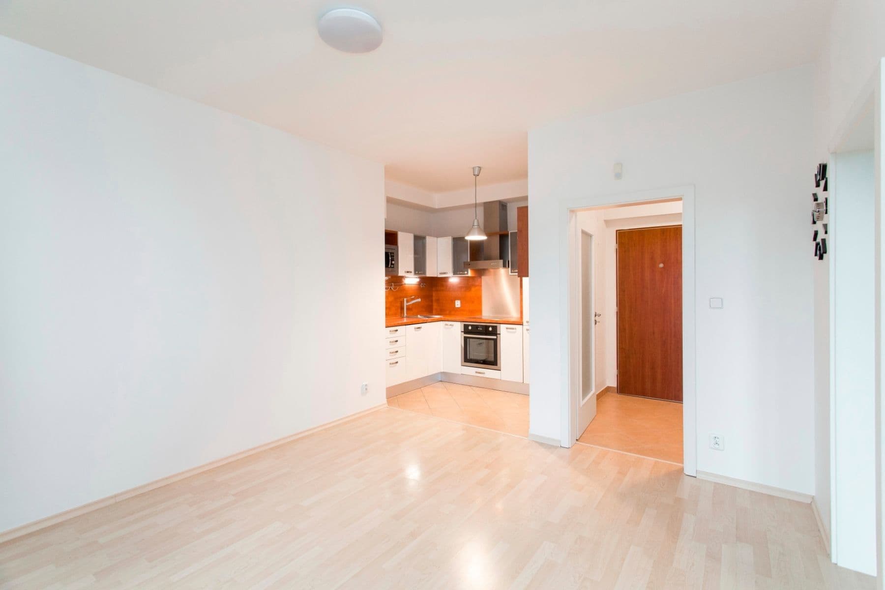 Pronájem bytu 2+kk 39 m², Raichlova, Praha, Praha Pronájem bytu 2+kk 39 m², Raichlova, Praha, Praha