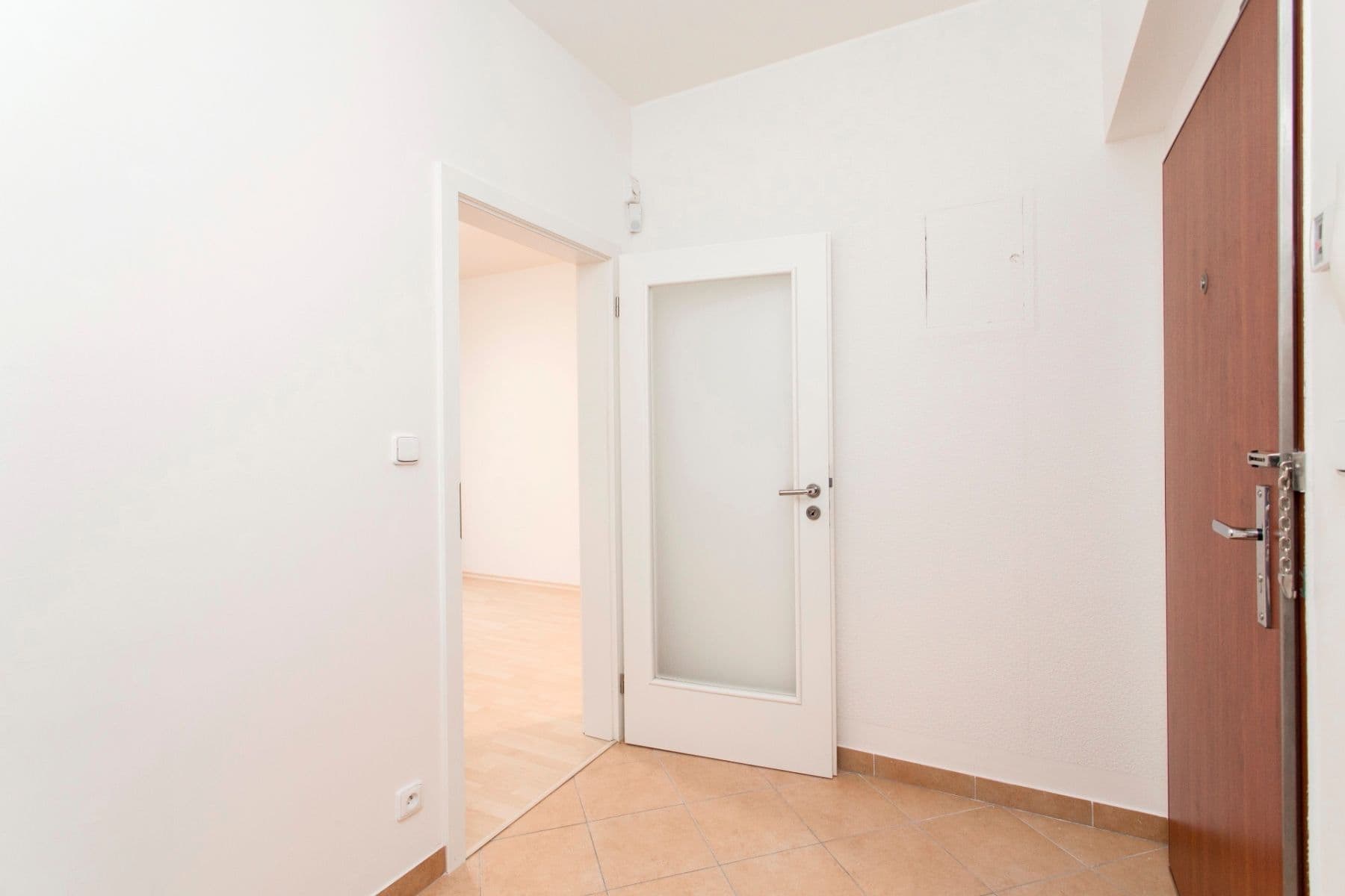 Pronájem bytu 2+kk 39 m², Raichlova, Praha, Praha Pronájem bytu 2+kk 39 m², Raichlova, Praha, Praha