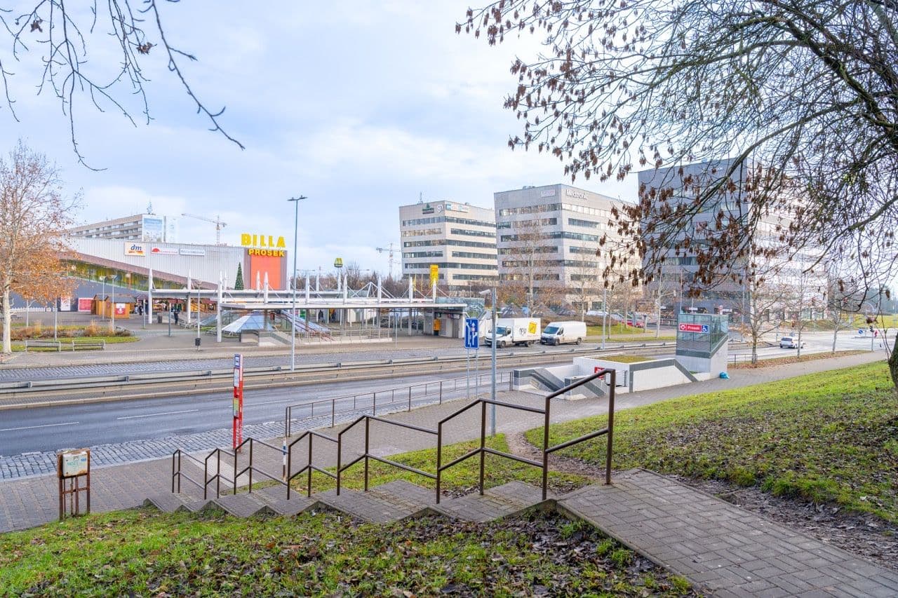 Pronájem bytu 2+kk 53 m², Zubrnická, Praha, Praha Pronájem bytu 2+kk 53 m², Zubrnická, Praha, Praha