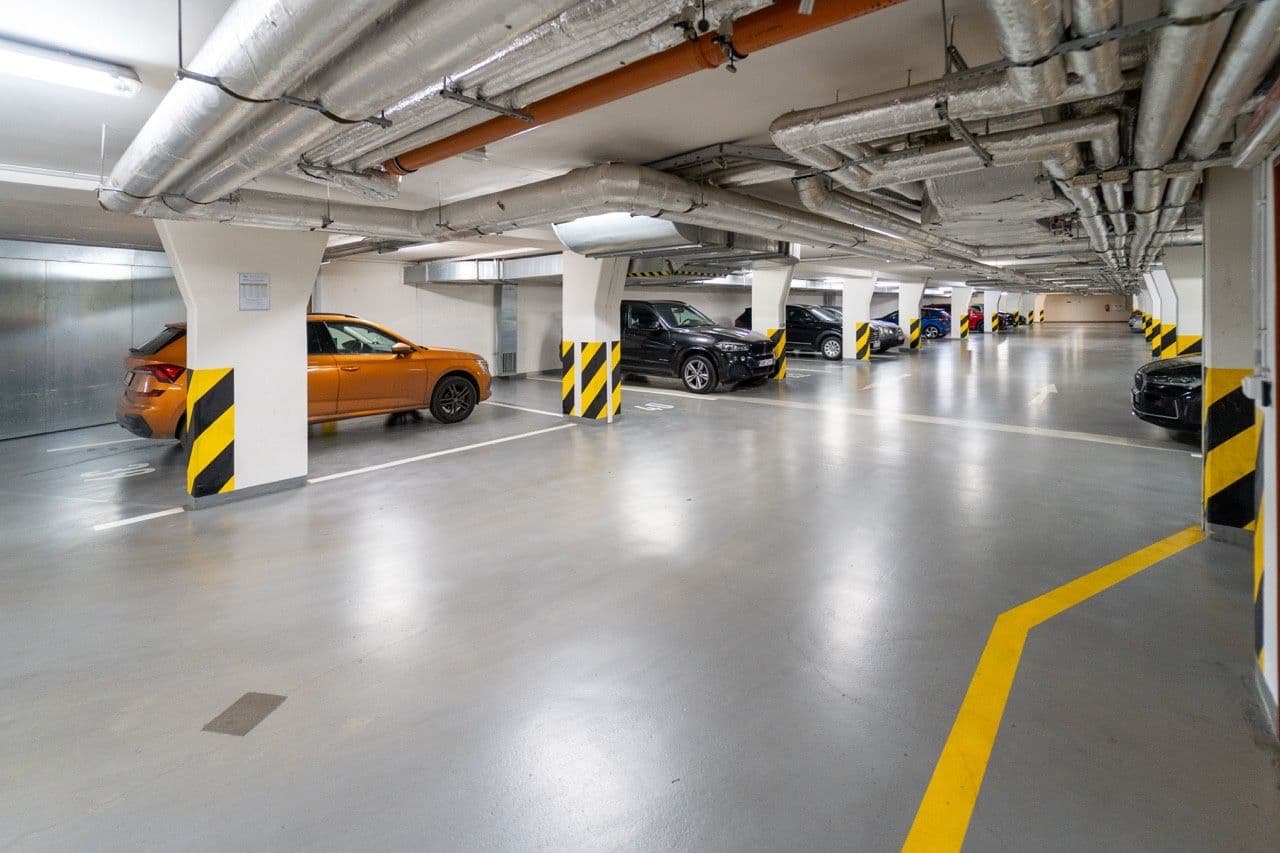 Pronájem bytu 2+kk 53 m², Zubrnická, Praha, Praha Pronájem bytu 2+kk 53 m², Zubrnická, Praha, Praha