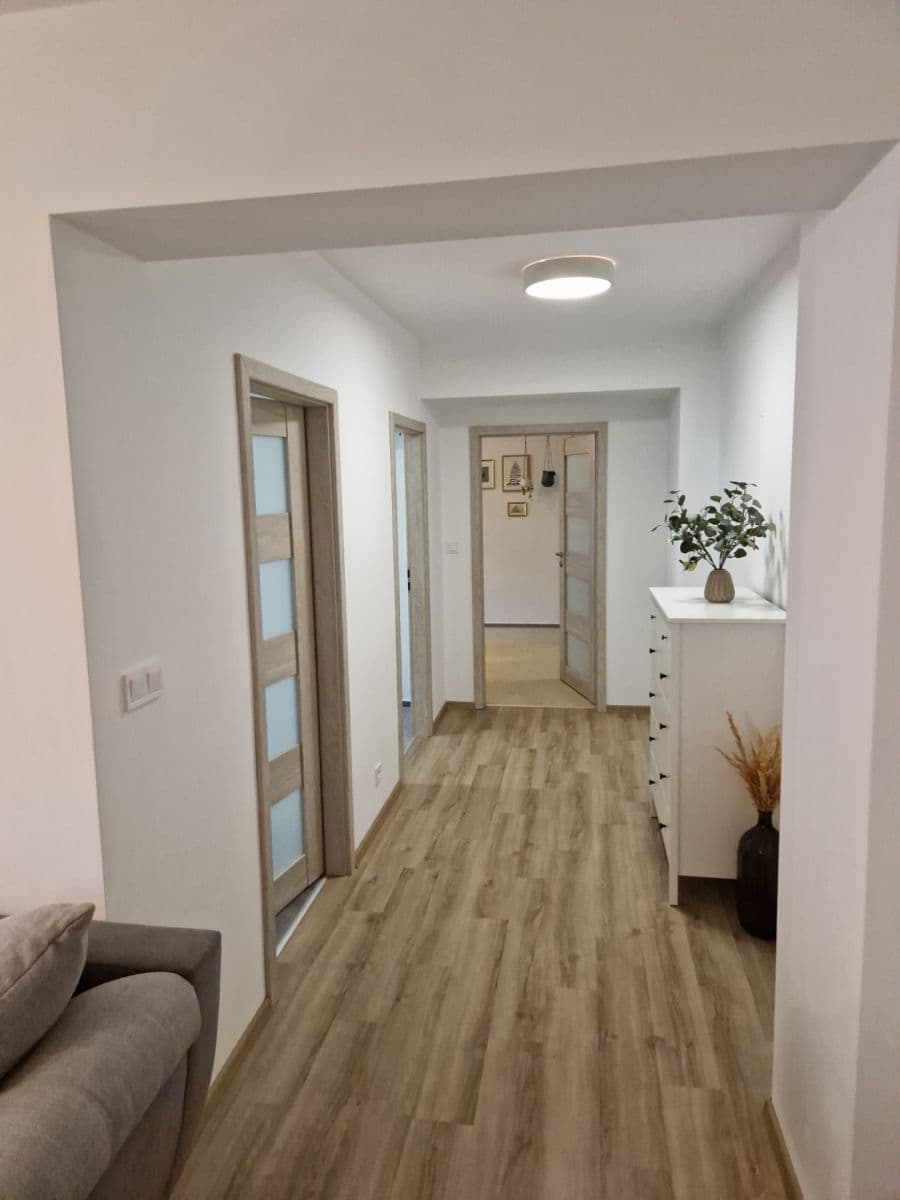 Pronájem bytu 4+1 82 m², Havlíčkova, Mladá Boleslav, Středočeský kraj Pronájem bytu 4+1 82 m², Havlíčkova, Mladá Boleslav, Středočeský kraj