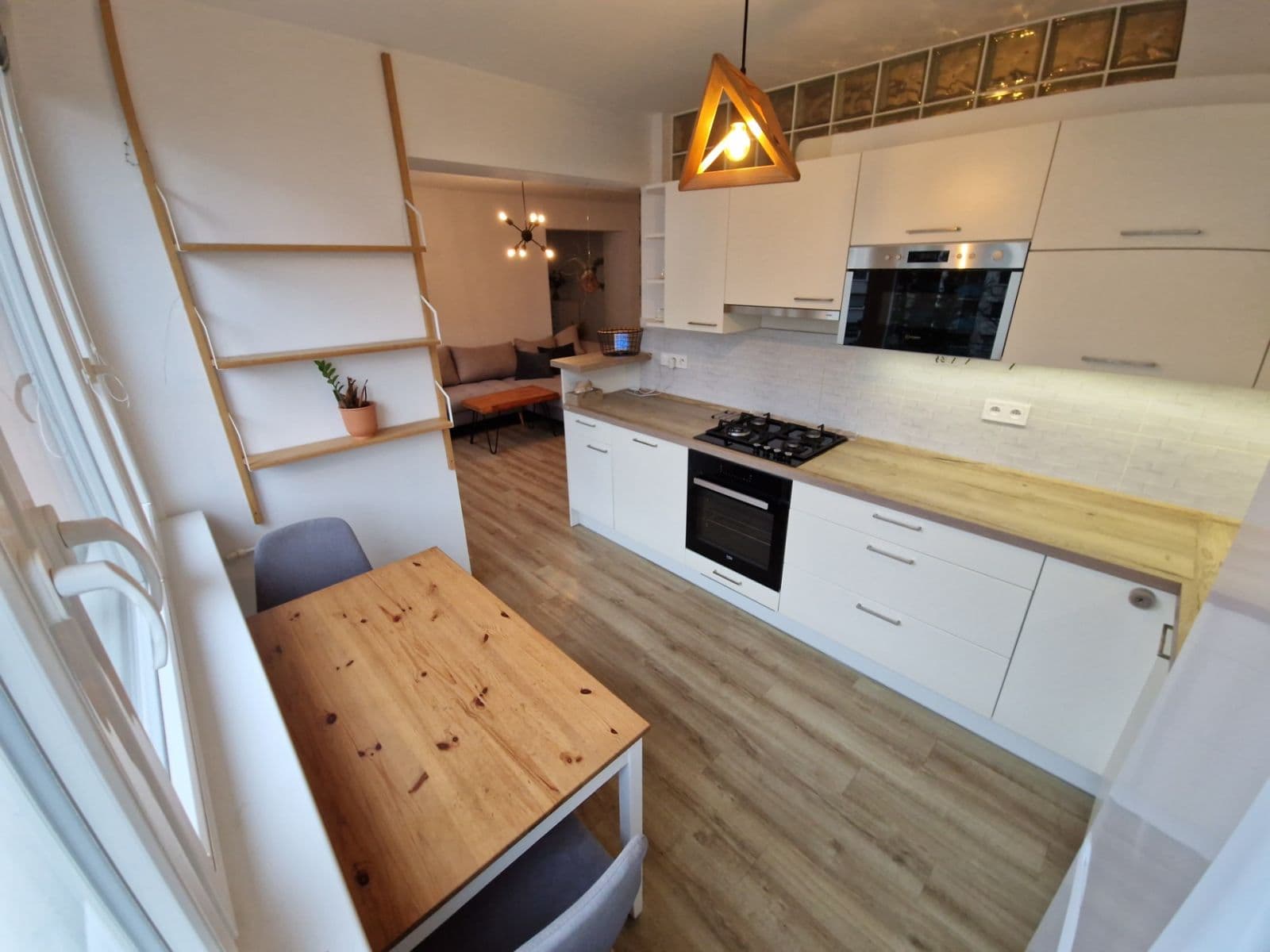 Pronájem bytu 4+1 82 m², Havlíčkova, Mladá Boleslav, Středočeský kraj Pronájem bytu 4+1 82 m², Havlíčkova, Mladá Boleslav, Středočeský kraj