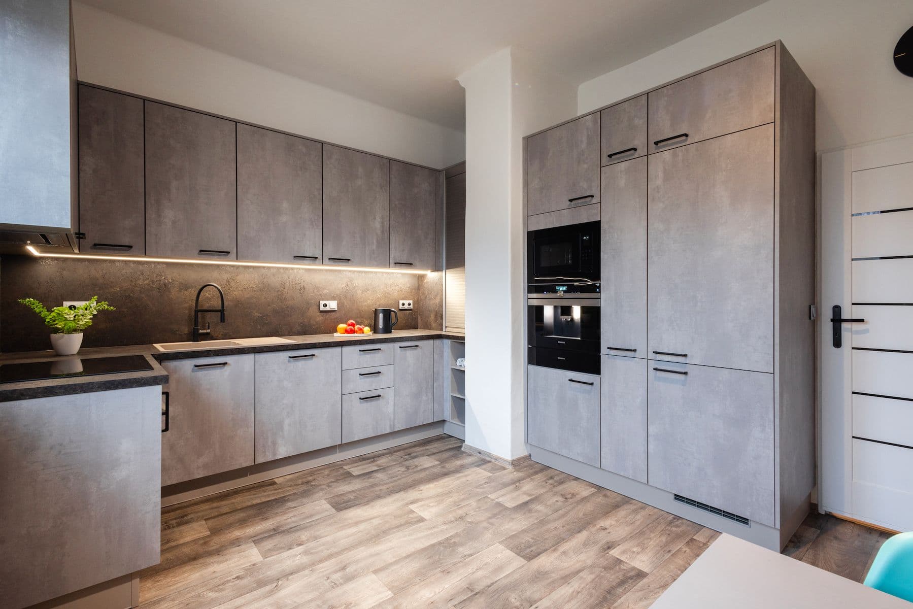 Prodej bytu 3+1 88 m², Osvobození, Dymokury, Středočeský kraj Prodej bytu 3+1 88 m², Osvobození, Dymokury, Středočeský kraj