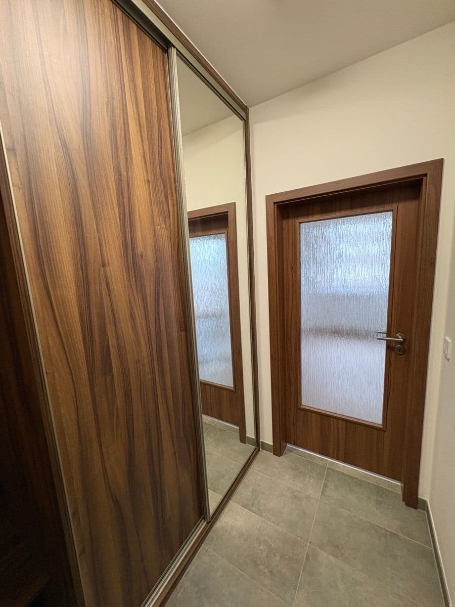 Pronájem bytu 1+kk 32 m², Fabiánové, Praha, Praha Pronájem bytu 1+kk 32 m², Fabiánové, Praha, Praha