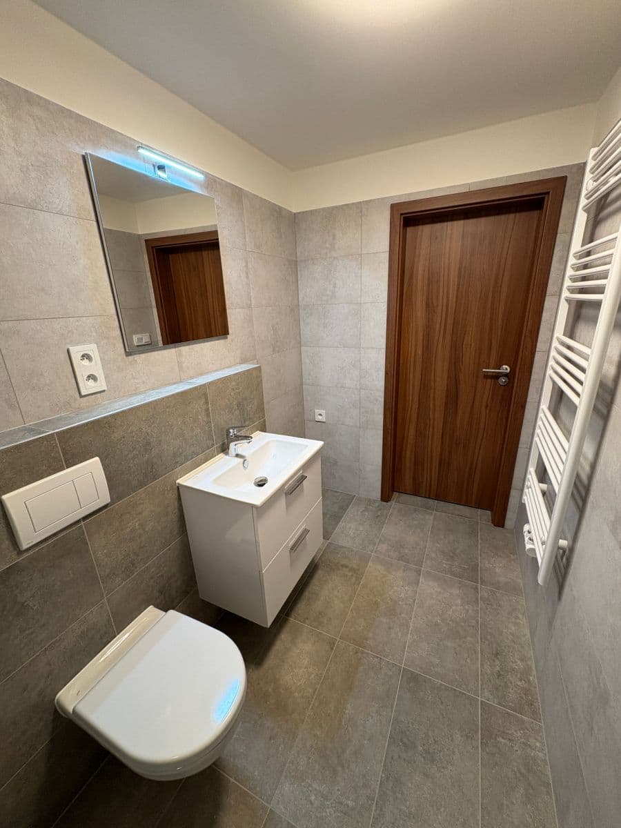 Pronájem bytu 1+kk 32 m², Fabiánové, Praha, Praha Pronájem bytu 1+kk 32 m², Fabiánové, Praha, Praha