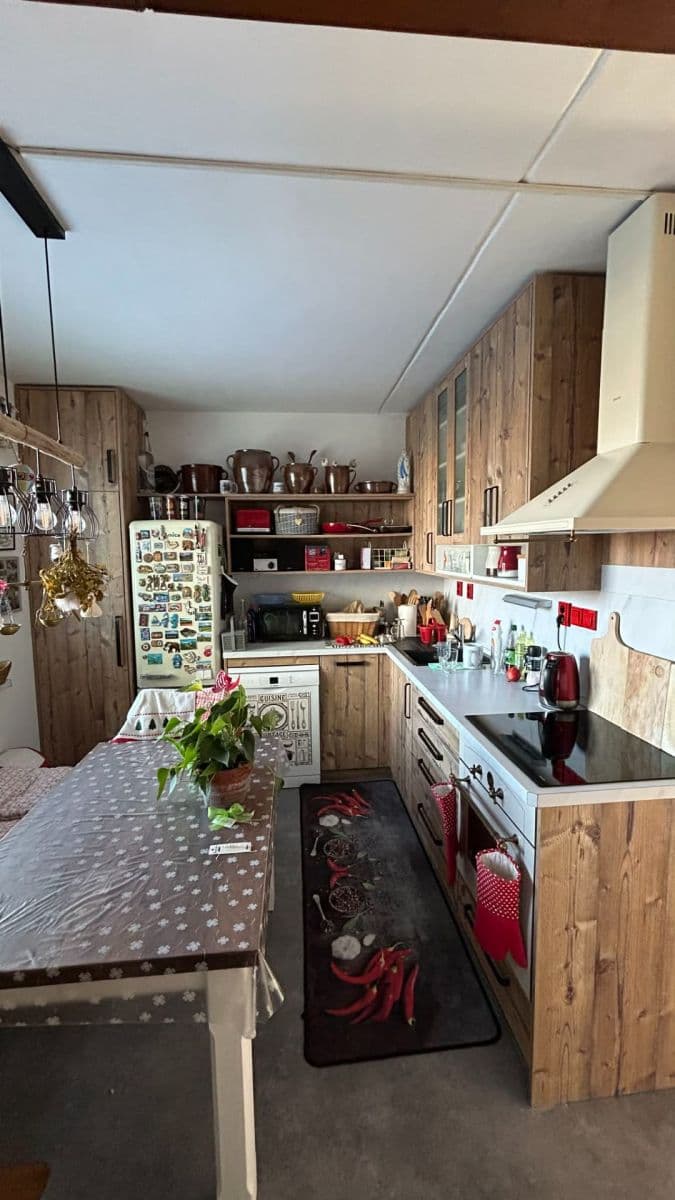 Prodej bytu 3+1 80 m², Strojařů, Chrudim, Pardubický kraj Prodej bytu 3+1 80 m², Strojařů, Chrudim, Pardubický kraj