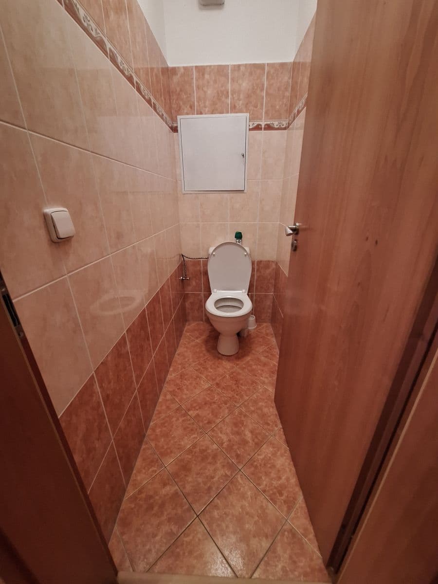 Pronájem bytu 2+kk 54 m², gen. Píky, Olomouc, Olomoucký kraj Pronájem bytu 2+kk 54 m², gen. Píky, Olomouc, Olomoucký kraj