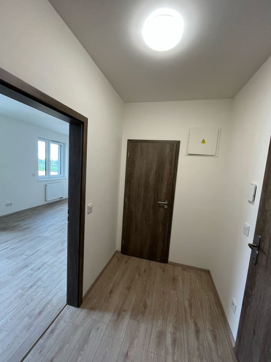 Pronájem bytu 1+kk 30 m², Fabiánové, Praha, Praha Pronájem bytu 1+kk 30 m², Fabiánové, Praha, Praha