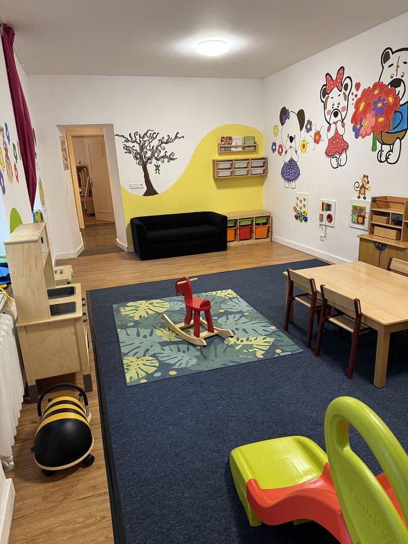 Prodej bytu 2+1 66 m², Kirchstr. 39, Düsseldorf, Severní Porýní-Vestfálsko Prodej bytu 2+1 66 m², Kirchstr. 39, Düsseldorf, Severní Porýní-Vestfálsko