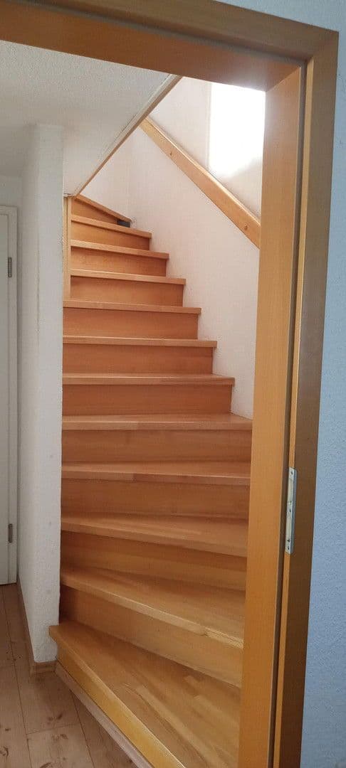 Prodej domu 148 m², pozemek 180 m², Mühlacker, Bádensko-Württembersko Prodej domu 148 m², pozemek 180 m², Mühlacker, Bádensko-Württembersko