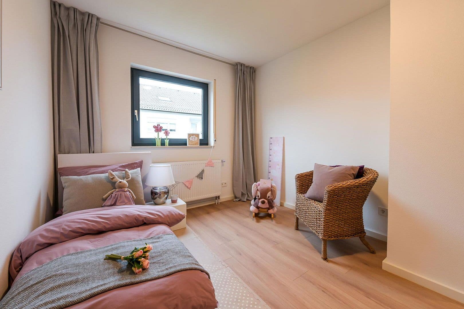 Prodej domu 161 m², pozemek 216 m², Bad Friedrichshall, Bádensko-Württembersko Prodej domu 161 m², pozemek 216 m², Bad Friedrichshall, Bádensko-Württembersko