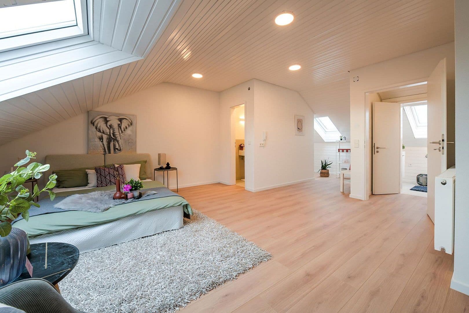 Prodej domu 161 m², pozemek 216 m², Bad Friedrichshall, Bádensko-Württembersko Prodej domu 161 m², pozemek 216 m², Bad Friedrichshall, Bádensko-Württembersko