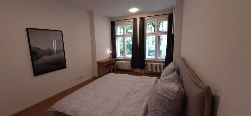 Pronájem bytu 2+1 66 m², Konradinstraße 28, Berlin, Berlín Pronájem bytu 2+1 66 m², Konradinstraße 28, Berlin, Berlín